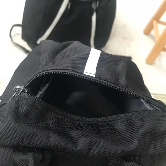 SOLD Nike Hoops Elite Max Air Basketball Backpack - Picture 8 of 8